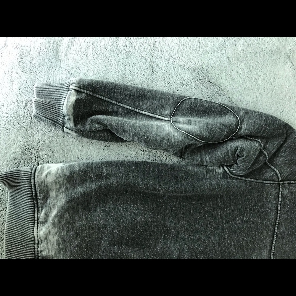 Zip up sweater - Picture 6 of 6